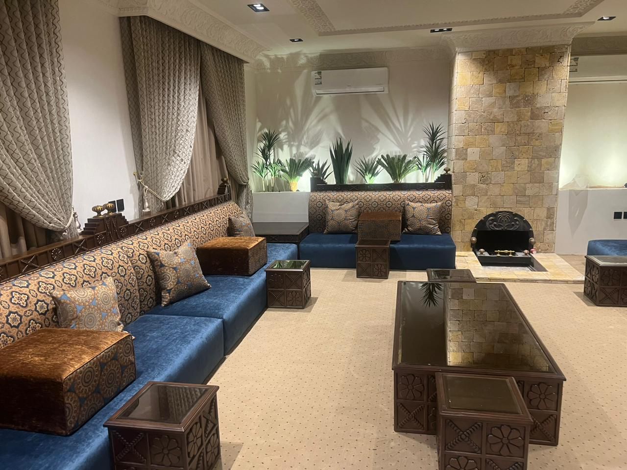 الديكورات الفنية